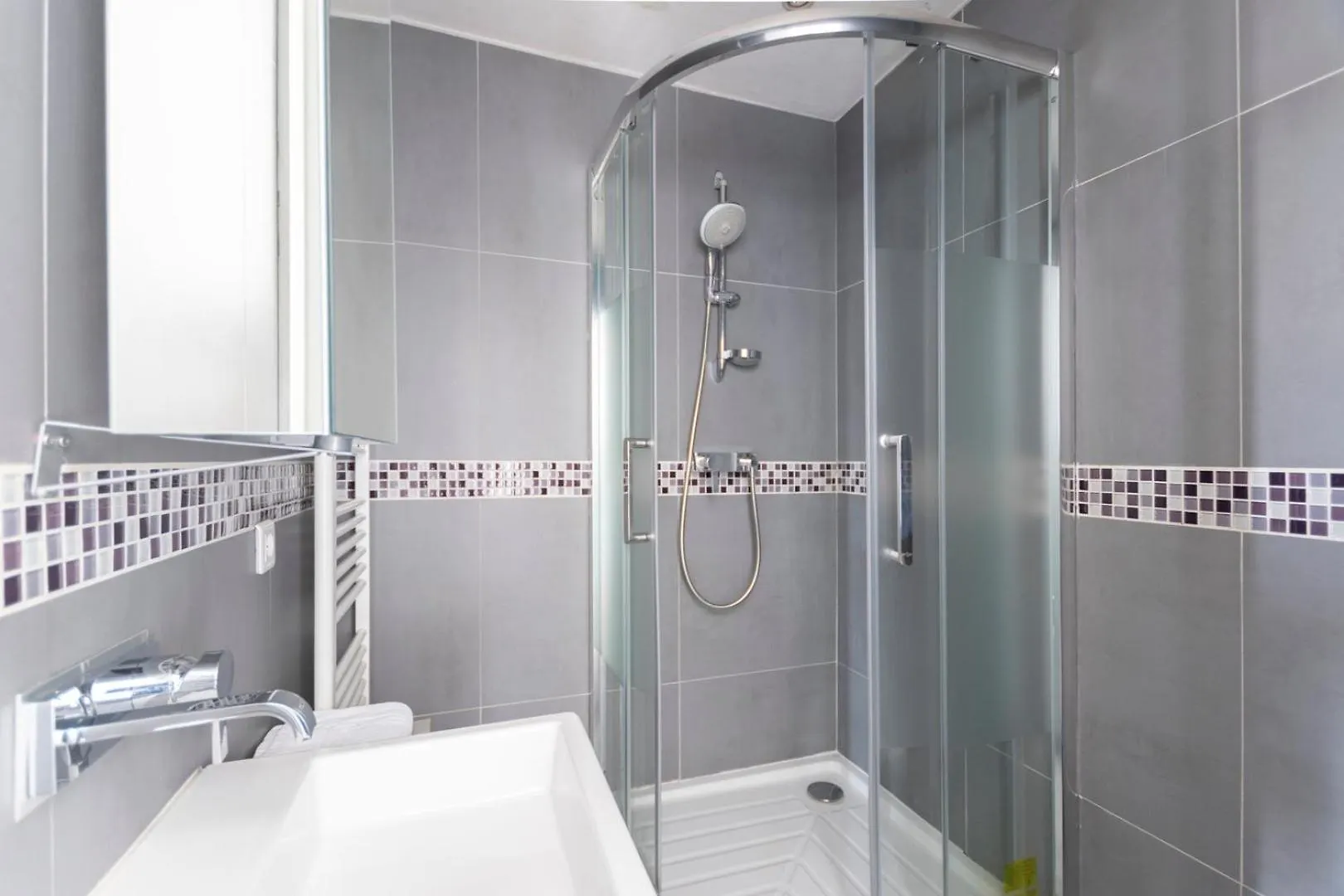 Apartman Guestready -cozy With Eiffel Tower View